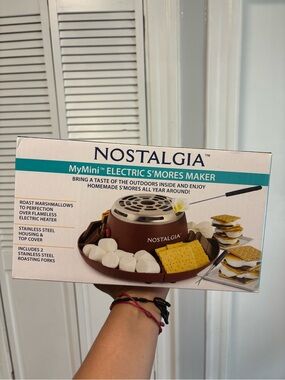 Nostalgia Teal Electric S'mores Maker